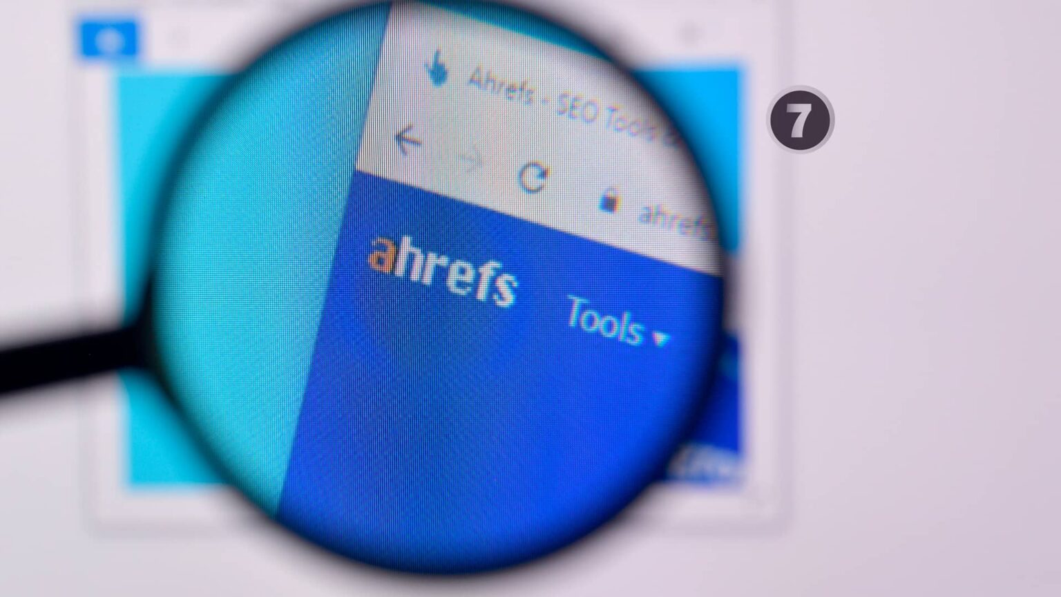 Las 7 Mejores Alternativas a Ahrefs Incluyendo Más Económicas